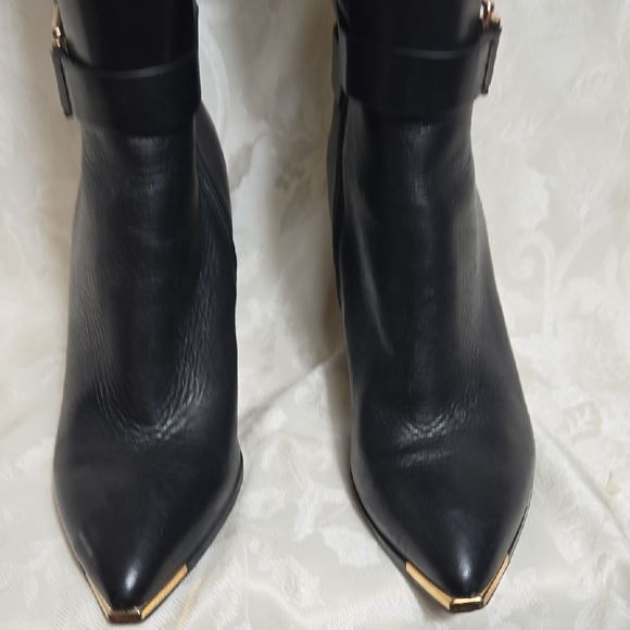 Aldo Midnight Black Leather Heeled Boots - Picture 3 of 8